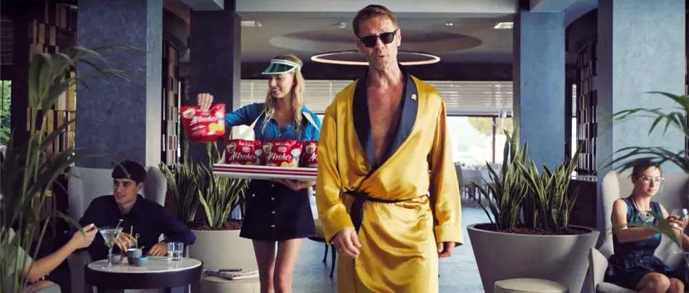 Rocco-Siffredi-nuove-patatine-Alfredo-s-Amica-Chips-spot-1280x546.webp